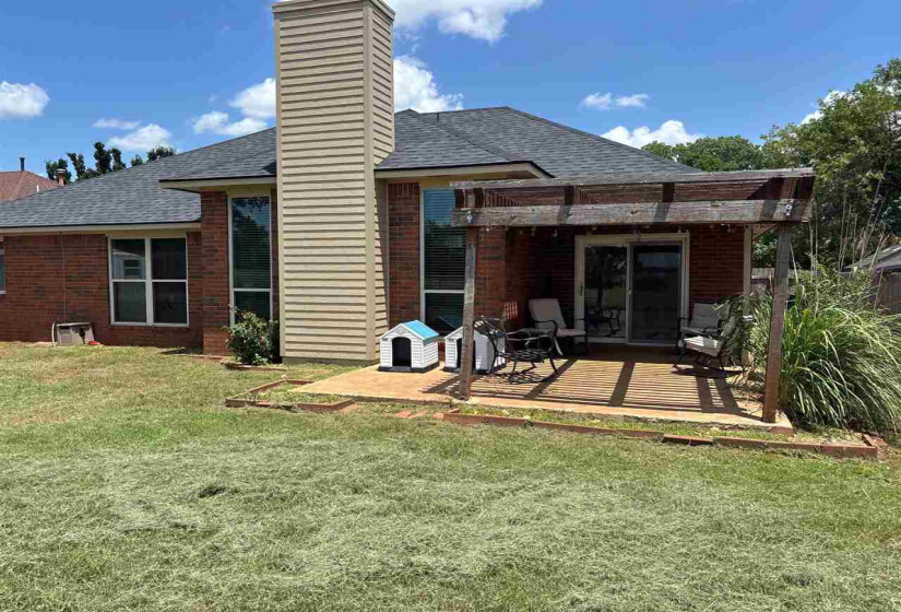 3 Bedrooms Bedrooms, 0 ,2 BathroomsBathrooms,Residential,Single Family,Abbey,1,132546