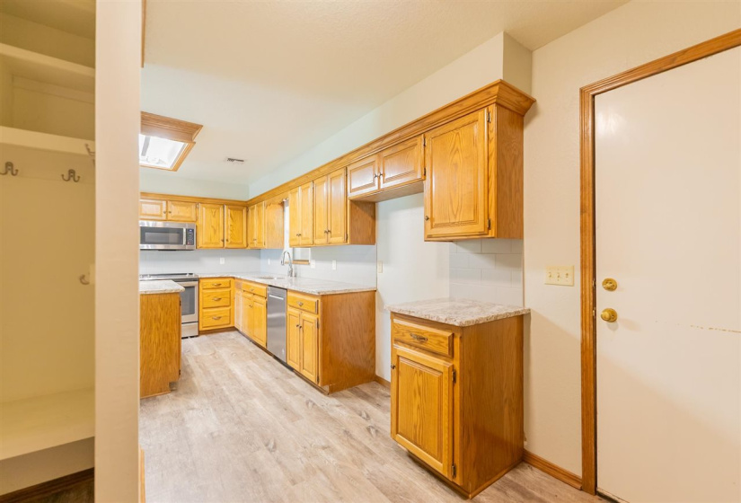 3 Bedrooms Bedrooms, 0 ,2 BathroomsBathrooms,Residential,Single Family,Timberline,1,132548