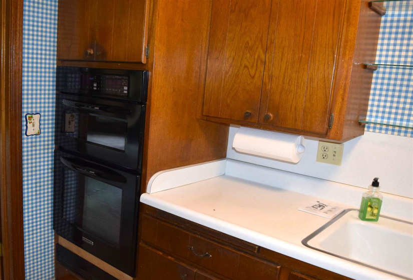 4 Bedrooms Bedrooms, 0 ,2 BathroomsBathrooms,Residential,Single Family,34th,1.5,132550