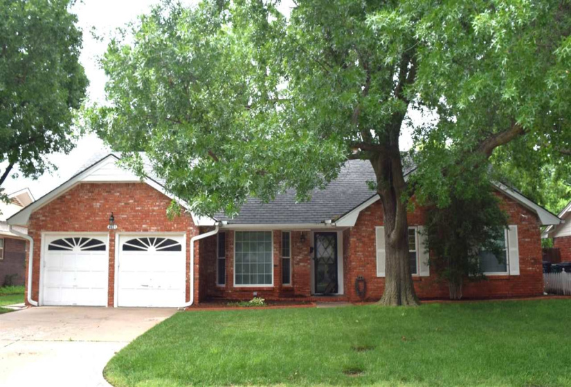 4 Bedrooms Bedrooms, 0 ,2 BathroomsBathrooms,Residential,Single Family,34th,1.5,132550
