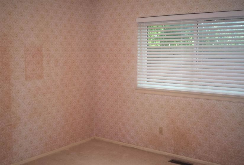 4 Bedrooms Bedrooms, 0 ,2 BathroomsBathrooms,Residential,Single Family,34th,1.5,132550