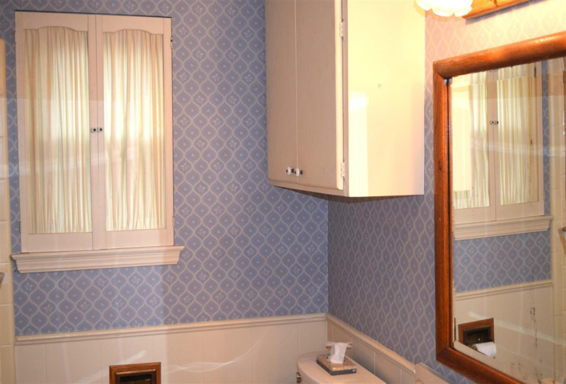 4 Bedrooms Bedrooms, 0 ,2 BathroomsBathrooms,Residential,Single Family,34th,1.5,132550