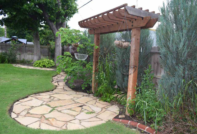 4 Bedrooms Bedrooms, 0 ,2 BathroomsBathrooms,Residential,Single Family,34th,1.5,132550