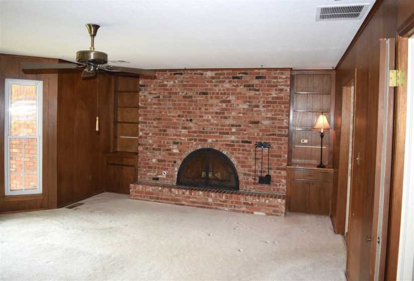 4 Bedrooms Bedrooms, 0 ,2 BathroomsBathrooms,Residential,Single Family,34th,1.5,132550