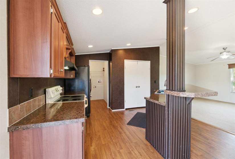 4 Bedrooms Bedrooms, 0 ,2 BathroomsBathrooms,Residential,Mobile/manufactured Home,South,1,132552