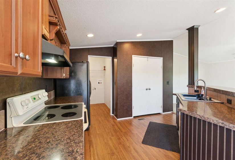 4 Bedrooms Bedrooms, 0 ,2 BathroomsBathrooms,Residential,Mobile/manufactured Home,South,1,132552