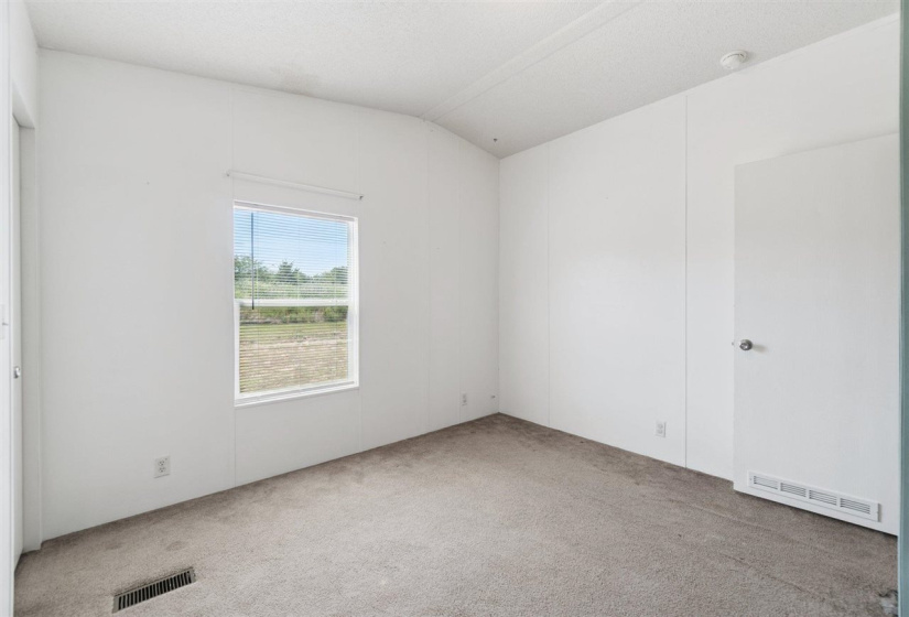 4 Bedrooms Bedrooms, 0 ,2 BathroomsBathrooms,Residential,Mobile/manufactured Home,South,1,132552