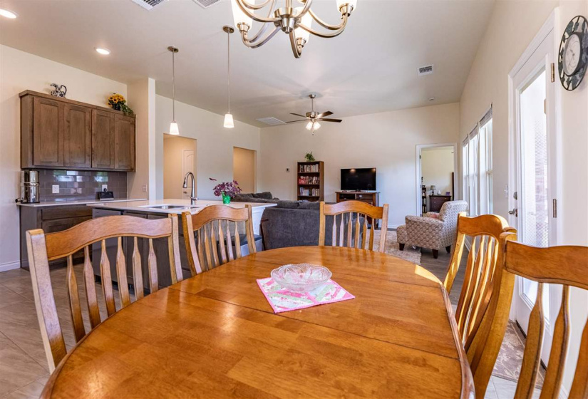 3 Bedrooms Bedrooms, 0 ,2 BathroomsBathrooms,Residential,Single Family,Prairie,1,132557