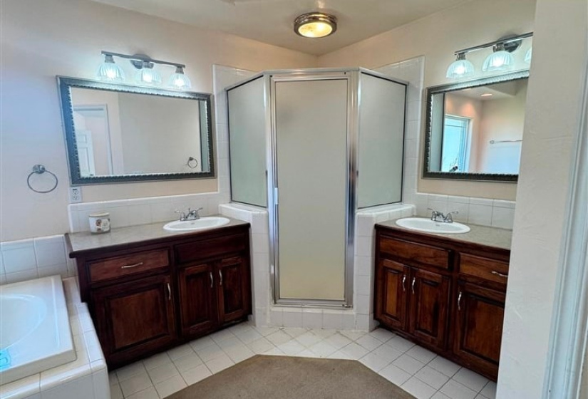 4 Bedrooms Bedrooms, 0 ,2 BathroomsBathrooms,Residential,Single Family,Pecan Hill,1,132558