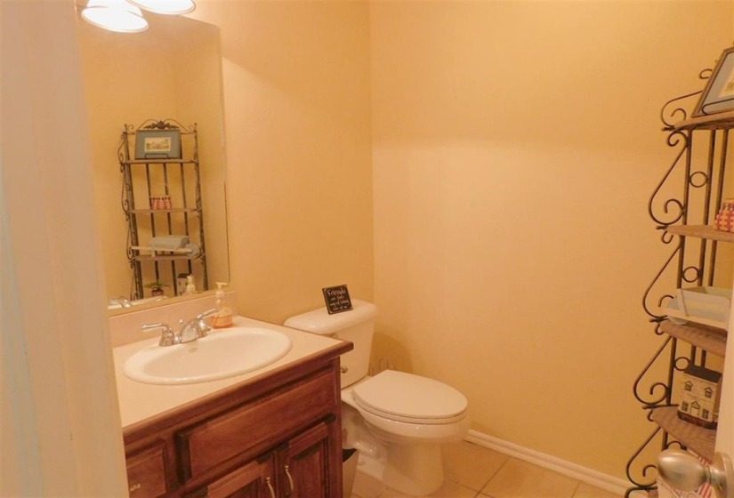 4 Bedrooms Bedrooms, 0 ,2 BathroomsBathrooms,Residential,Single Family,Pecan Hill,1,132558