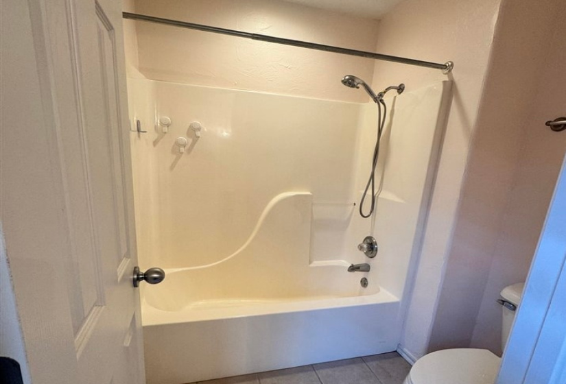 4 Bedrooms Bedrooms, 0 ,2 BathroomsBathrooms,Residential,Single Family,Pecan Hill,1,132558