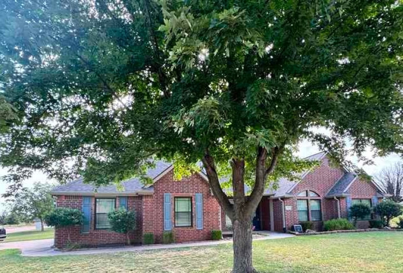 4 Bedrooms Bedrooms, 0 ,2 BathroomsBathrooms,Residential,Single Family,Pecan Hill,1,132558