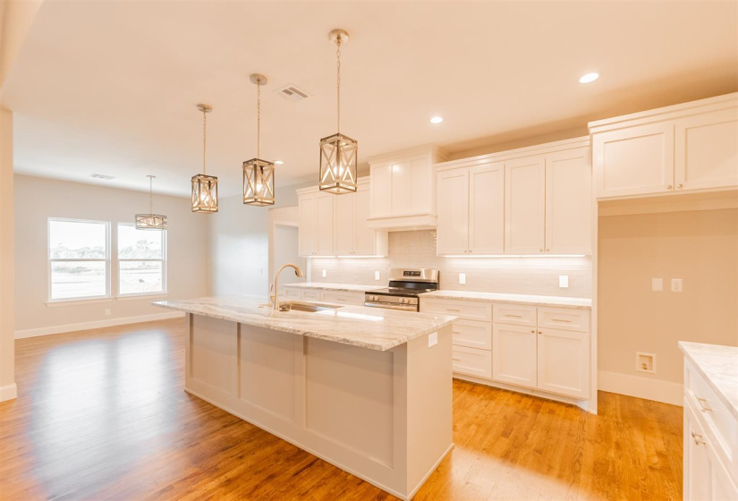 4 Bedrooms Bedrooms, 0 ,3 BathroomsBathrooms,Residential,Single Family,Stonebrairr,1,132565