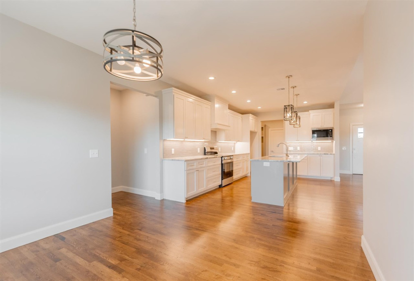 4 Bedrooms Bedrooms, 0 ,3 BathroomsBathrooms,Residential,Single Family,Stonebrairr,1,132565