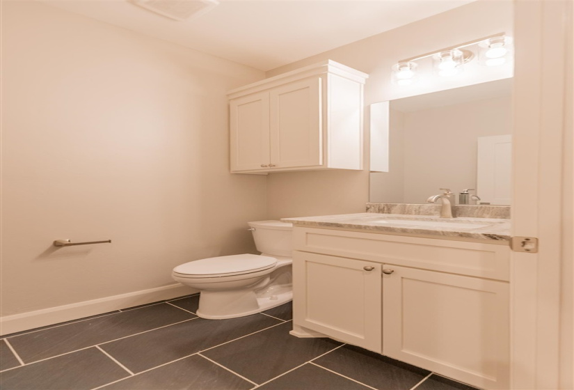 4 Bedrooms Bedrooms, 0 ,3 BathroomsBathrooms,Residential,Single Family,Stonebrairr,1,132565