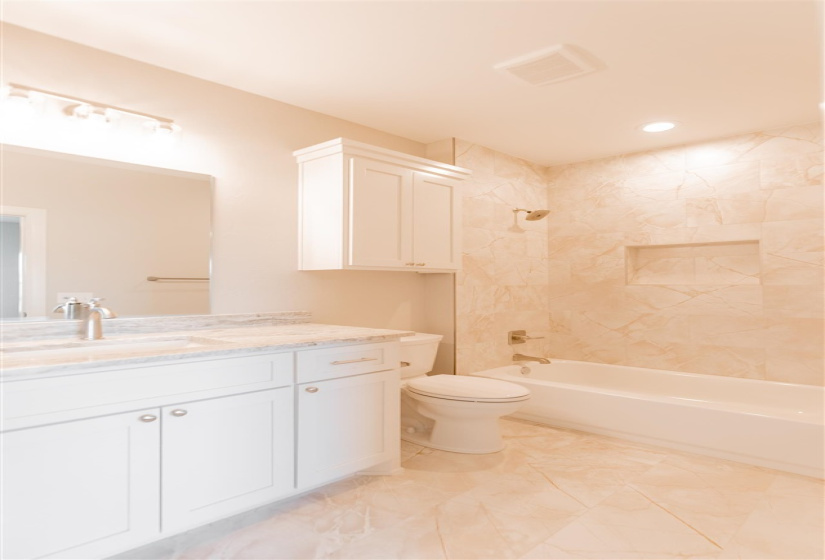 4 Bedrooms Bedrooms, 0 ,3 BathroomsBathrooms,Residential,Single Family,Stonebrairr,1,132565