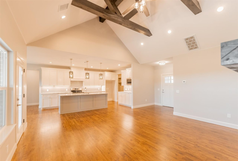 4 Bedrooms Bedrooms, 0 ,3 BathroomsBathrooms,Residential,Single Family,Stonebrairr,1,132565