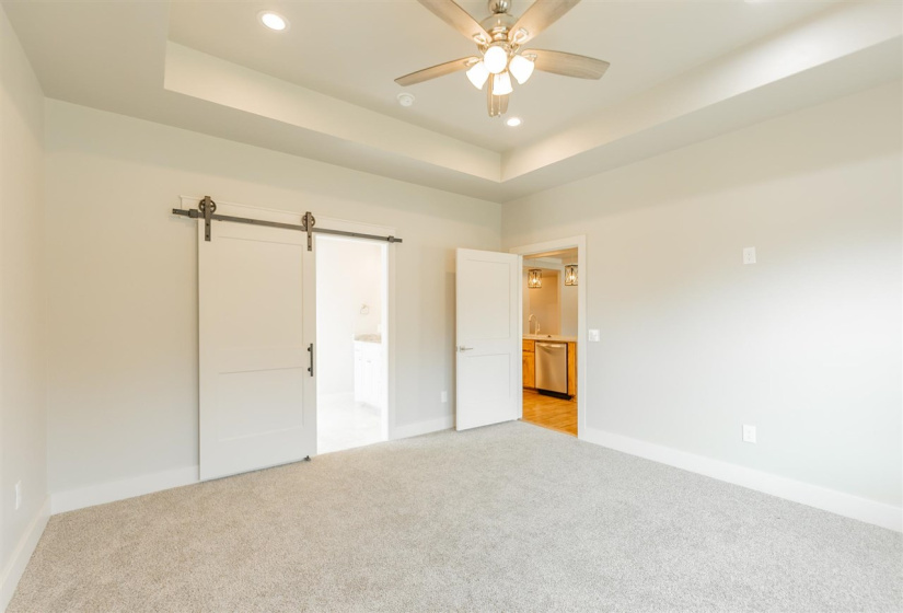 5 Bedrooms Bedrooms, 0 ,3 BathroomsBathrooms,Residential,Single Family,Brookwater,1,132566