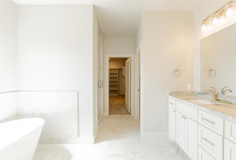5 Bedrooms Bedrooms, 0 ,3 BathroomsBathrooms,Residential,Single Family,Brookwater,1,132566