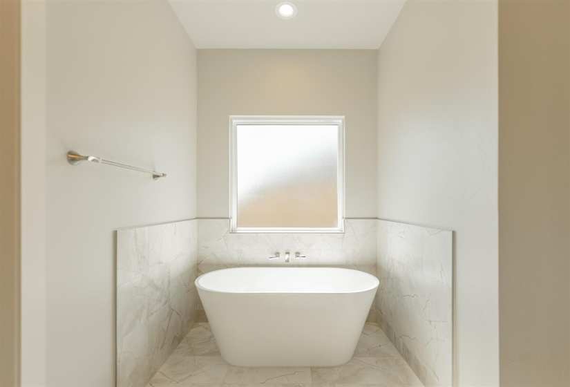 5 Bedrooms Bedrooms, 0 ,3 BathroomsBathrooms,Residential,Single Family,Brookwater,1,132566