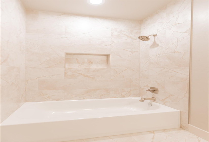 5 Bedrooms Bedrooms, 0 ,3 BathroomsBathrooms,Residential,Single Family,Brookwater,1,132566