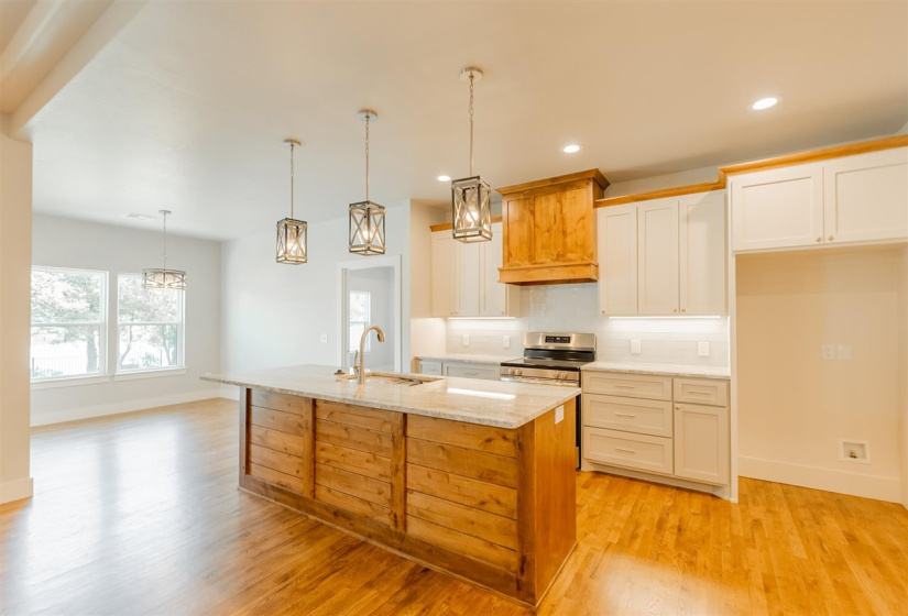 5 Bedrooms Bedrooms, 0 ,3 BathroomsBathrooms,Residential,Single Family,Brookwater,1,132566