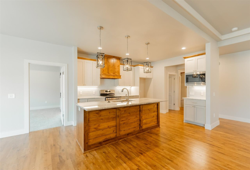 5 Bedrooms Bedrooms, 0 ,3 BathroomsBathrooms,Residential,Single Family,Brookwater,1,132566