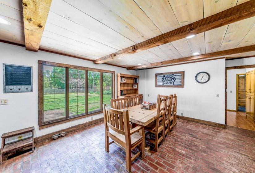 4 Bedrooms Bedrooms, 0 ,2 BathroomsBathrooms,Residential,Single Family,Pecan Drive,1.5,132569
