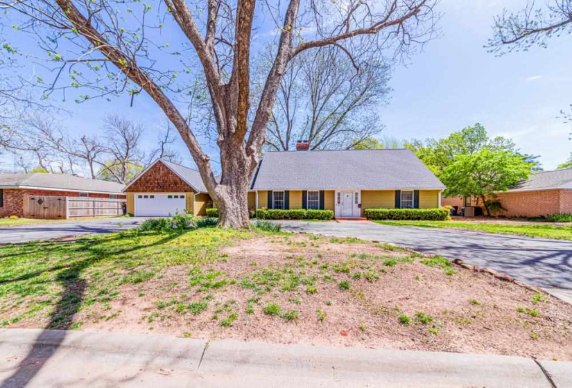 4 Bedrooms Bedrooms, 0 ,2 BathroomsBathrooms,Residential,Single Family,Pecan Drive,1.5,132569