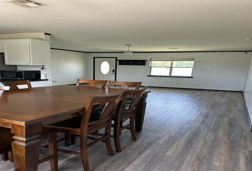 4 Bedrooms Bedrooms, 0 ,1 BathroomBathrooms,Residential,Single Family,Lily,1,132570