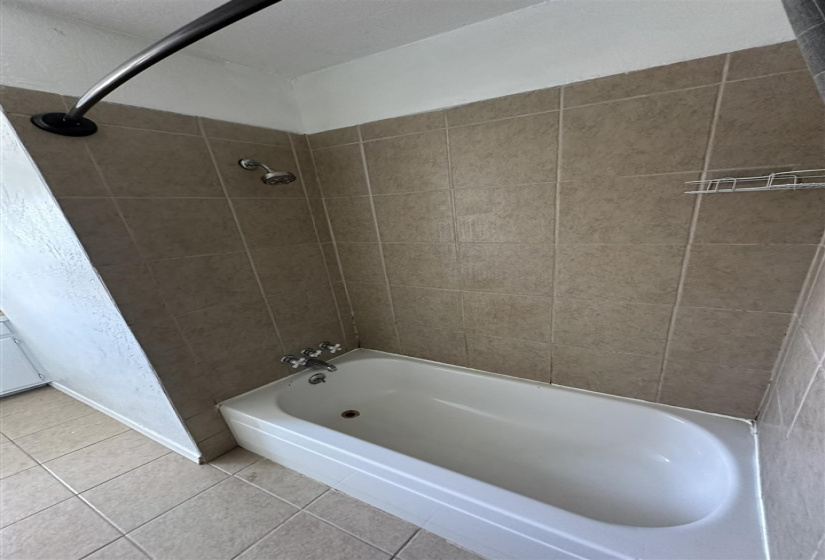 4 Bedrooms Bedrooms, 0 ,1 BathroomBathrooms,Residential,Single Family,Lily,1,132570