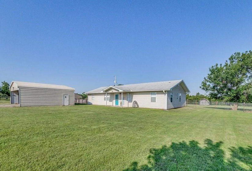 4 Bedrooms Bedrooms, 0 ,1 BathroomBathrooms,Residential,Single Family,Lily,1,132570