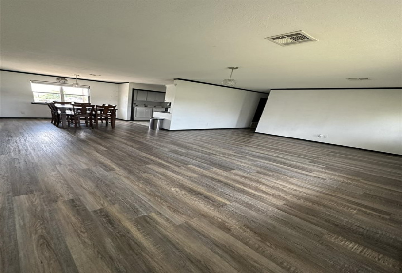 4 Bedrooms Bedrooms, 0 ,1 BathroomBathrooms,Residential,Single Family,Lily,1,132570