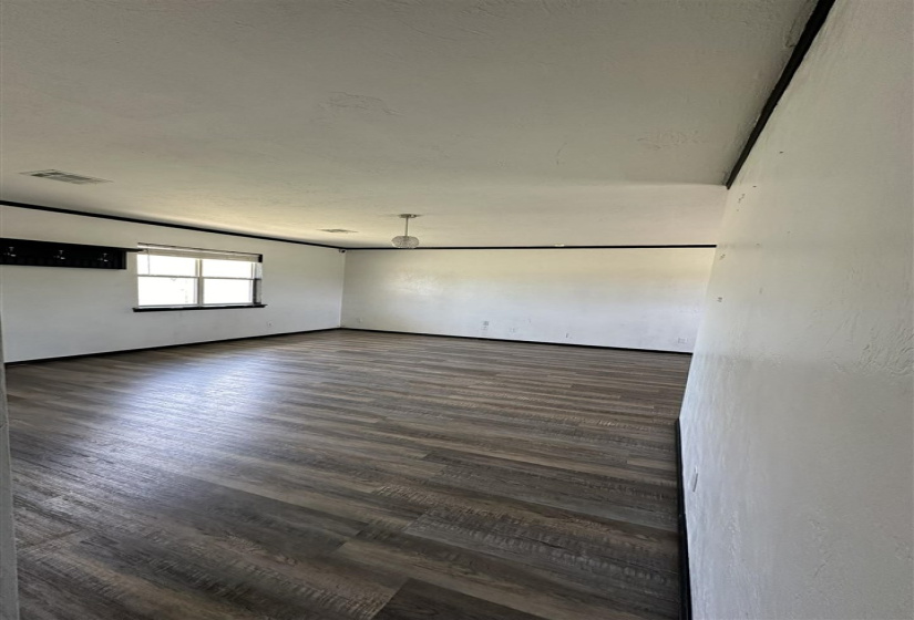4 Bedrooms Bedrooms, 0 ,1 BathroomBathrooms,Residential,Single Family,Lily,1,132570