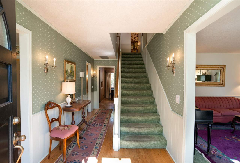 4 Bedrooms Bedrooms, 0 ,2 BathroomsBathrooms,Residential,Single Family,Lakeshore,2,132571