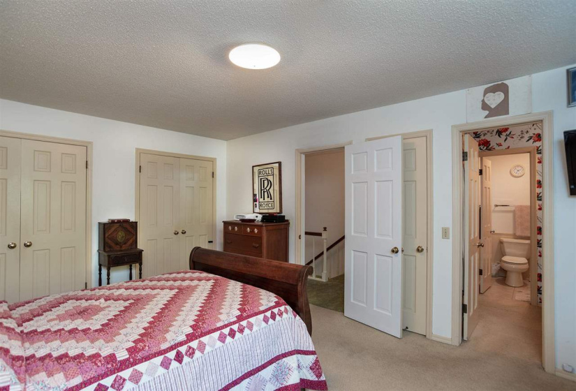 4 Bedrooms Bedrooms, 0 ,2 BathroomsBathrooms,Residential,Single Family,Lakeshore,2,132571
