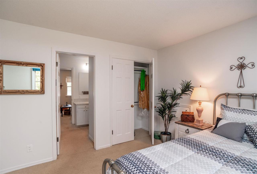 4 Bedrooms Bedrooms, 0 ,2 BathroomsBathrooms,Residential,Single Family,Lakeshore,2,132571