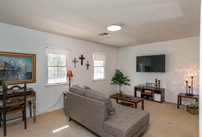 4 Bedrooms Bedrooms, 0 ,2 BathroomsBathrooms,Residential,Single Family,Lakeshore,2,132571