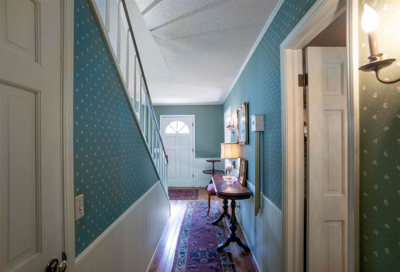 4 Bedrooms Bedrooms, 0 ,2 BathroomsBathrooms,Residential,Single Family,Lakeshore,2,132571