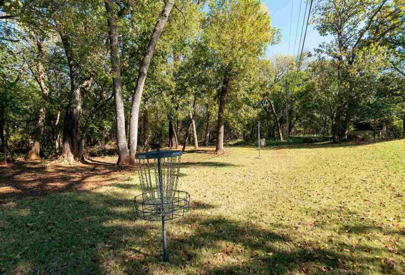 4 Bedrooms Bedrooms, 0 ,2 BathroomsBathrooms,Residential,Single Family,Lakeshore,2,132571