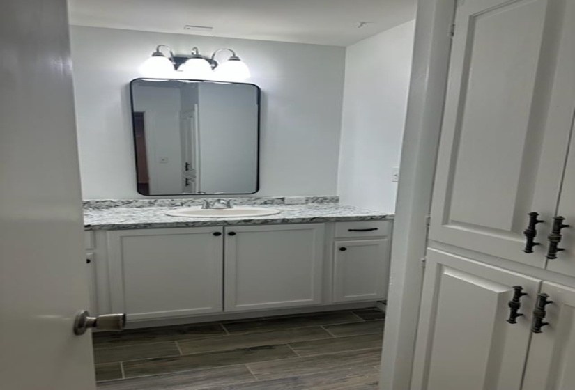4 Bedrooms Bedrooms, 0 ,2 BathroomsBathrooms,Residential,Single Family,Benjamin,1,132575