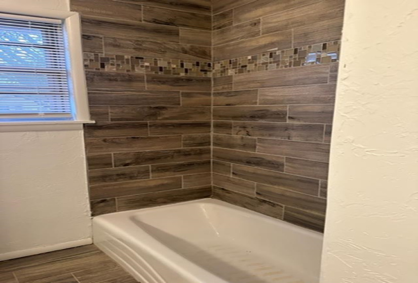 4 Bedrooms Bedrooms, 0 ,2 BathroomsBathrooms,Residential,Single Family,Benjamin,1,132575