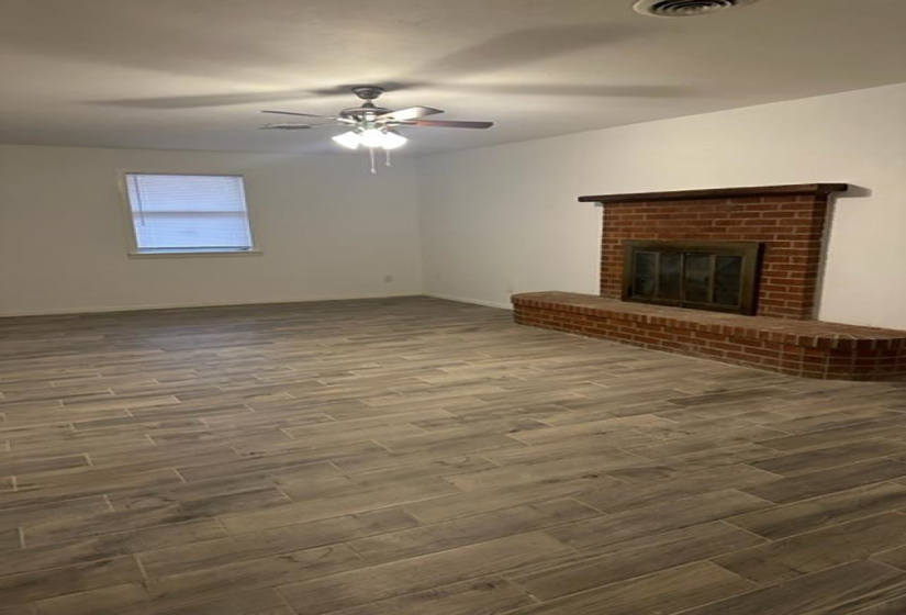 4 Bedrooms Bedrooms, 0 ,2 BathroomsBathrooms,Residential,Single Family,Benjamin,1,132575