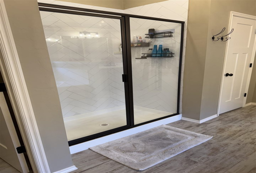 3 Bedrooms Bedrooms, 0 ,2 BathroomsBathrooms,Residential,Single Family,Platinum,1,132576