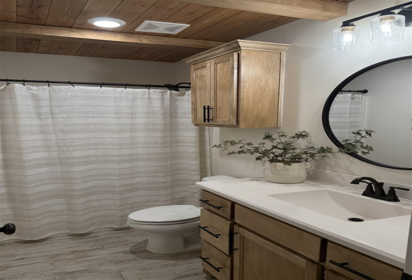 3 Bedrooms Bedrooms, 0 ,2 BathroomsBathrooms,Residential,Single Family,Platinum,1,132576