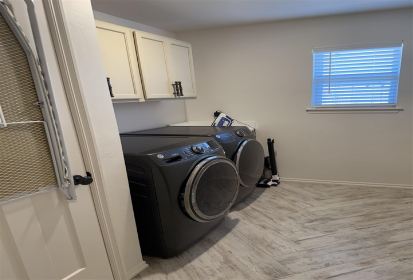 3 Bedrooms Bedrooms, 0 ,2 BathroomsBathrooms,Residential,Single Family,Platinum,1,132576