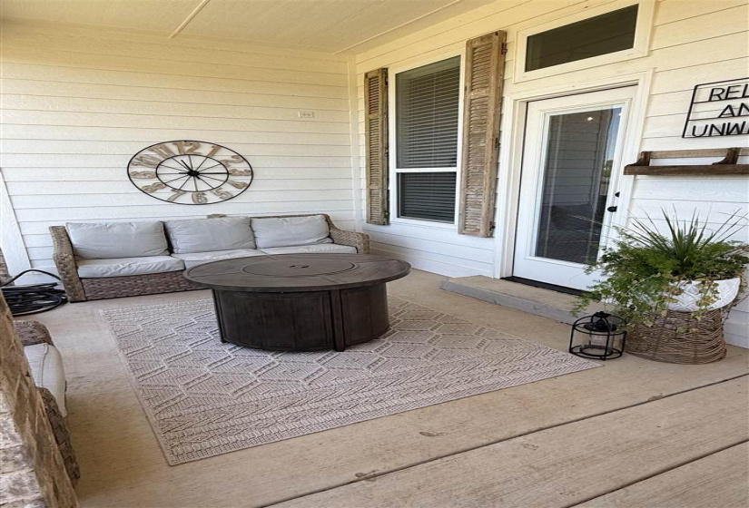 3 Bedrooms Bedrooms, 0 ,2 BathroomsBathrooms,Residential,Single Family,Platinum,1,132576