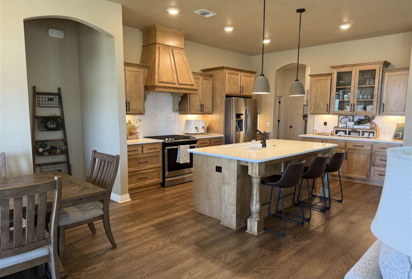 3 Bedrooms Bedrooms, 0 ,2 BathroomsBathrooms,Residential,Single Family,Platinum,1,132576