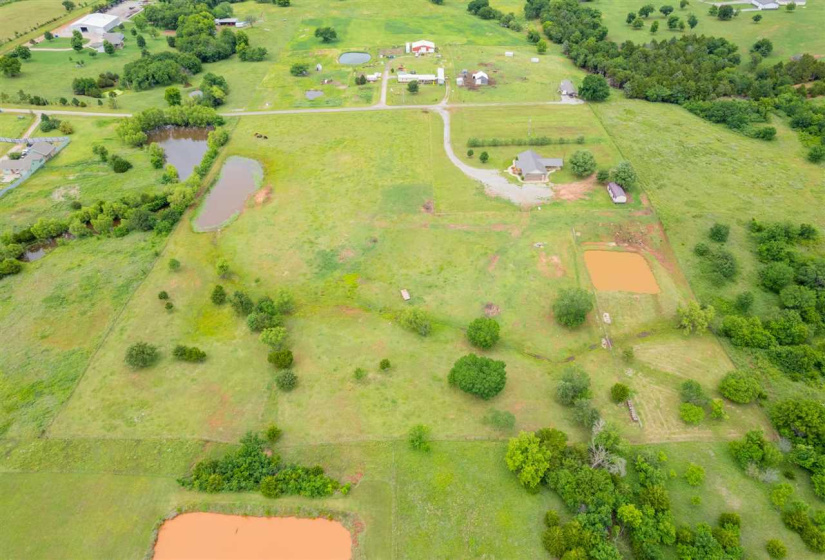 3 Bedrooms Bedrooms, 0 ,2 BathroomsBathrooms,Residential,Single Family,743,1,132604