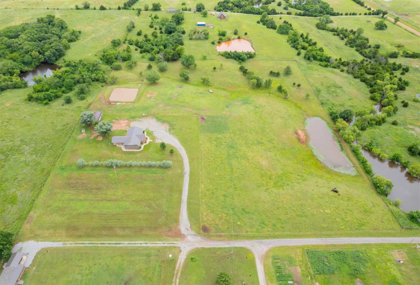 3 Bedrooms Bedrooms, 0 ,2 BathroomsBathrooms,Residential,Single Family,743,1,132604